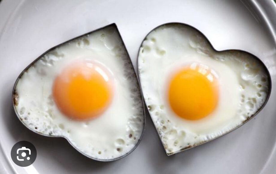 – « C’est une histoire d’amour la cuisine, il faut tomber amoureux des produits et puis des gens qui les font. » – Alain Ducasse –