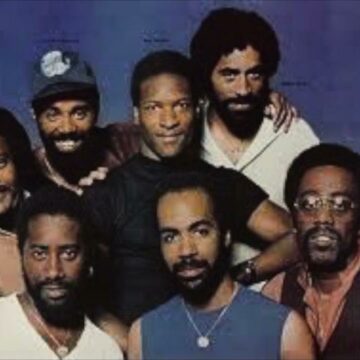 Biographie : Frankie Beverly : Une LĂ©gende de la Soul et du Funk – RnB, Soul, Funk 🙏🎶