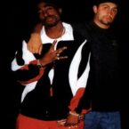 Tupac et JohnnyJ • johnny-j-genie-musical-tupac-west-coast