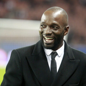Football : « Claude Makélélé : L’Homme qui a redéfini le Rôle de Milieu Défensif » •