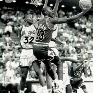 Firebarzzz présente🔥: « Michael Jordan a.k.a. La Grandeur indétrônable » #NBA