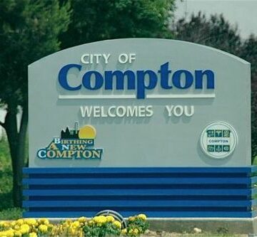 COMPTON, CALIFORNIA : L’HISTOIRE D’UNE VILLE MYTHIQUE ENTRE OMBRES, LUTTES ET RENAISSANCE – SociĂ©tĂ©|violence|Social