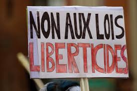 France, paradis des libertés… pour l’État : quand la République devient policière - Société|Lois Liberticide