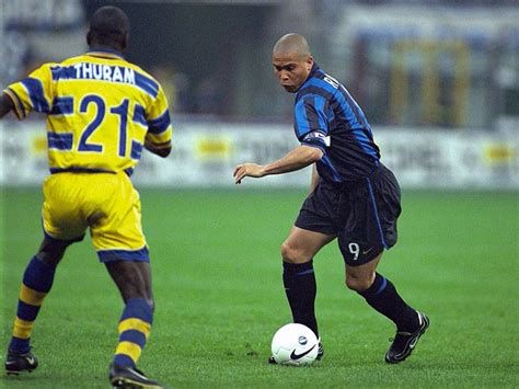 R9, le phénomène vu par un mur : quand Lilian Thuram a compris l’impossible - R9|Football|Brésil