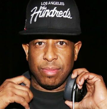 DJ Premier - Christopher Martin, L'Architecte Suprême du Boom-Bap DJ Premier - Portrait 🎧 Firebarzzz / GFunkology Archive