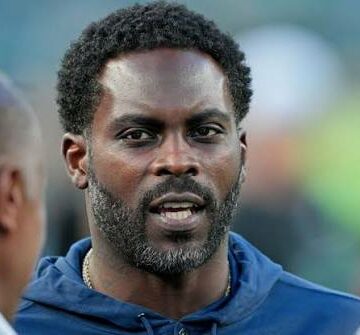 Michael Vick - Pourquoi Le Falcon de Newport News a Sa Place sur Firebarzzz