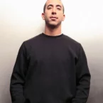 Dru Ha - Le CEO Qui a Construit Duck Down et Failli Changer l'Histoire Dru Ha - Portrait & Interview Document 🎧 Firebarzzz / GFunkology Archive
