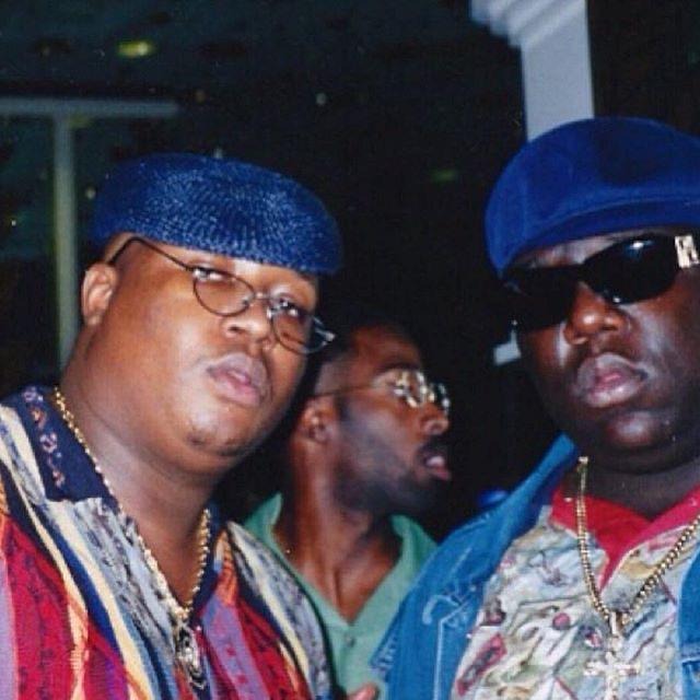 E-40 vs Biggie – La Nuit Où E-40 a Sauvé la Vie du Notorious B.I.G. – Document Historique – Bay Area / Brooklyn – Firebarzzz / GFunkology Archive E-40 vs Biggie - La Nuit Où E-40 a Sauvé la Vie du Notorious B.I.G. - Document Historique - Bay Area / Brooklyn - Firebarzzz / GFunkology Archive